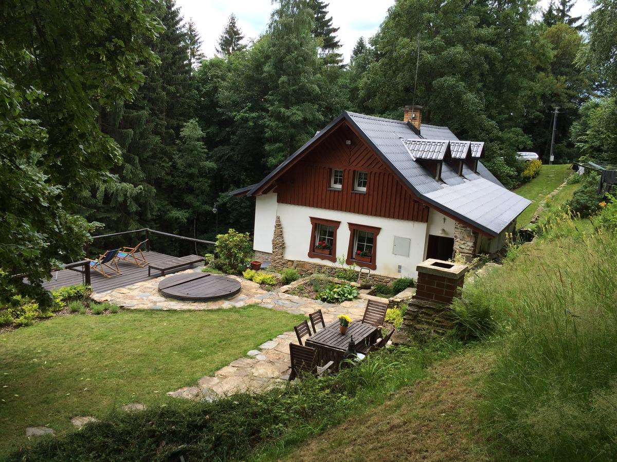 Chalupa Pod Skalou I. Paseky nad Jizerou Luaran gambar