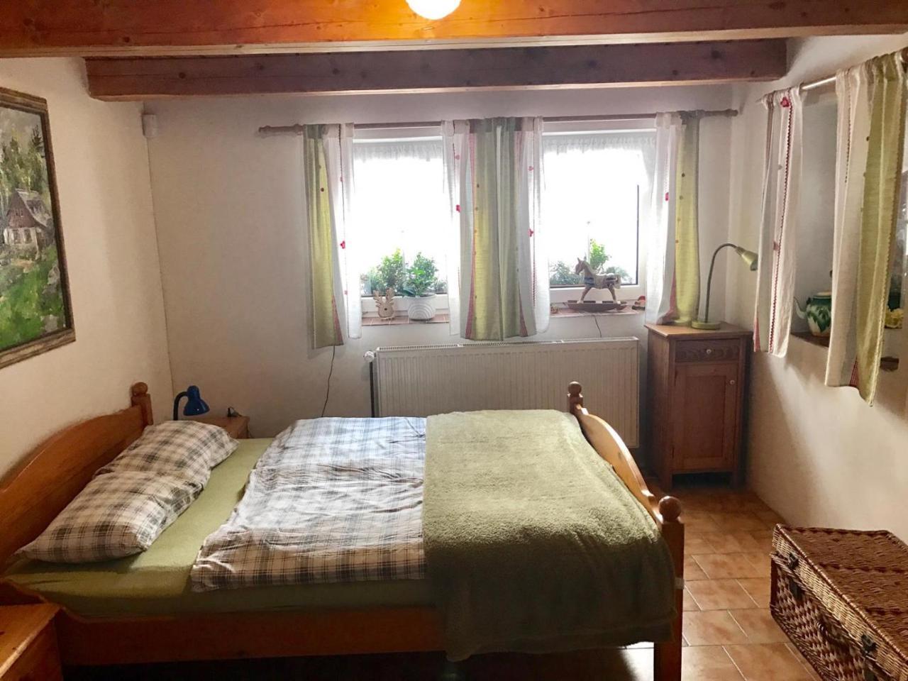 Chalupa Pod Skalou I. Paseky nad Jizerou Luaran gambar